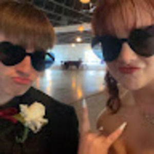 Meet your Posher, Devin